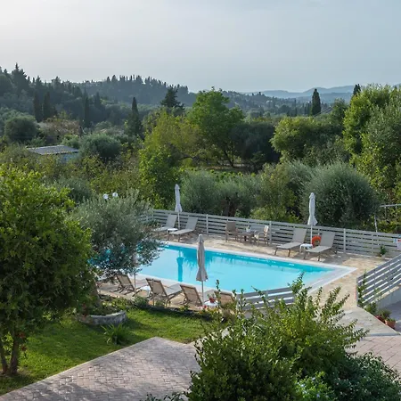 Pasiphae Holiday Apartments Контокали