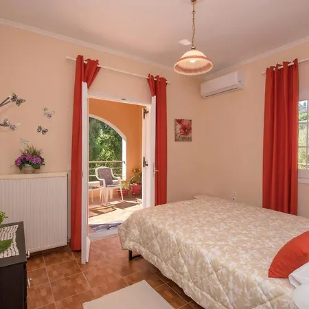 Pasiphae Holiday Apartments *