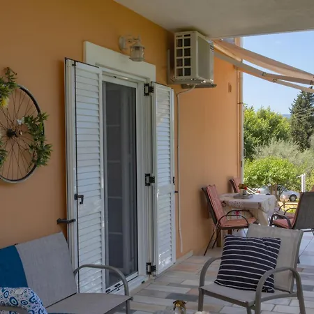 Pasiphae Holiday Apartments Apartment